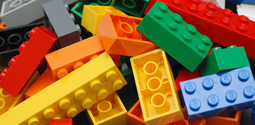 LEGO Clubs for Teens and Kids Begin in October